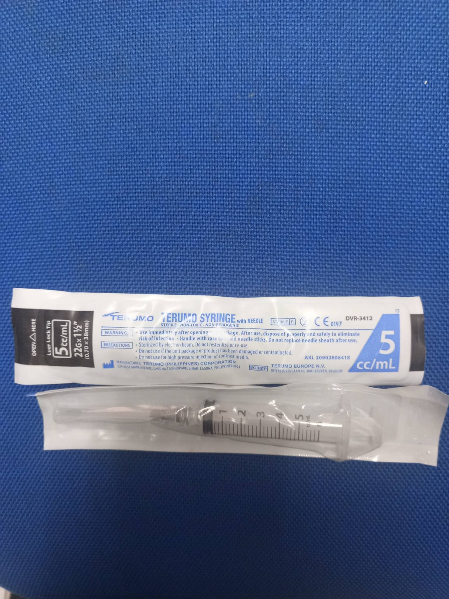 DISPOSABLE SYRINGE 5 CC